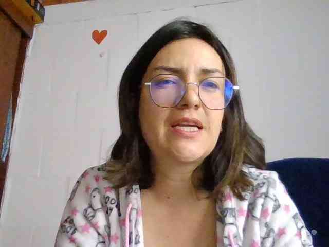 Princessbella93 webcam