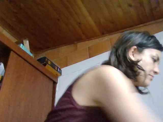 Princessbella93 webcam