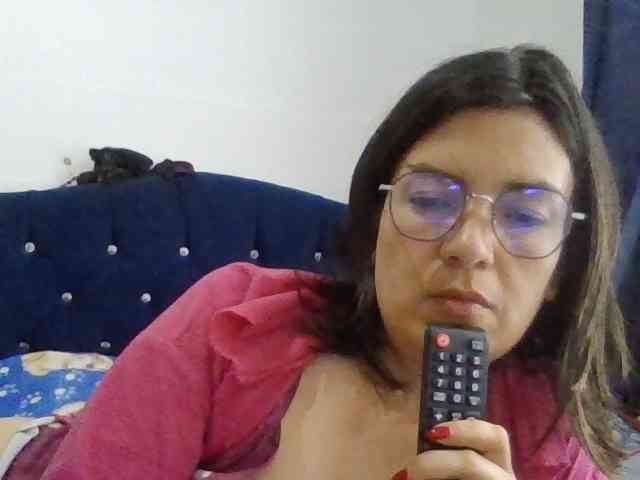 Princessbella93 webcam