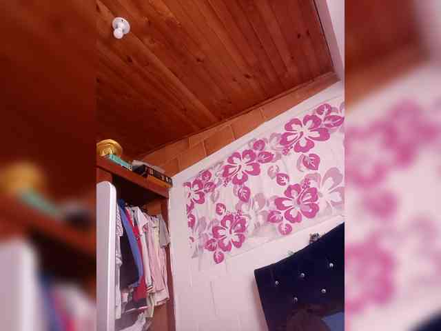 Princessbella93 webcam