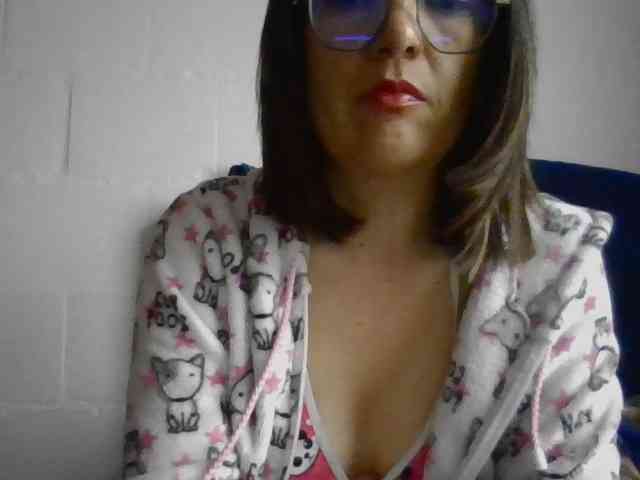 Princessbella93 webcam