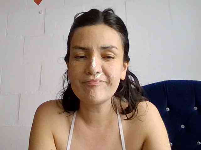 Princessbella93 webcam