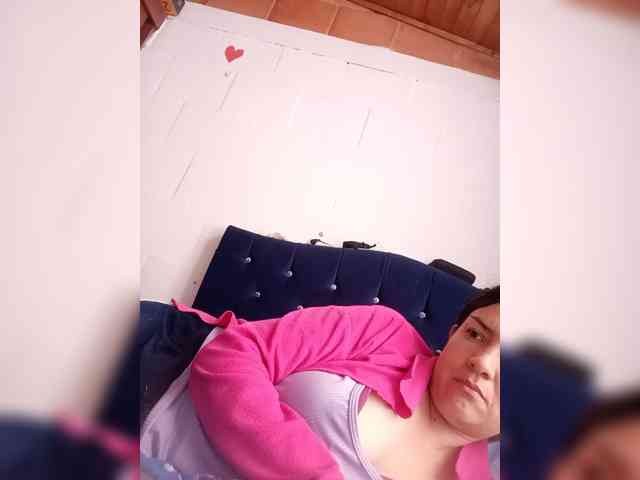 princessbella93's live room