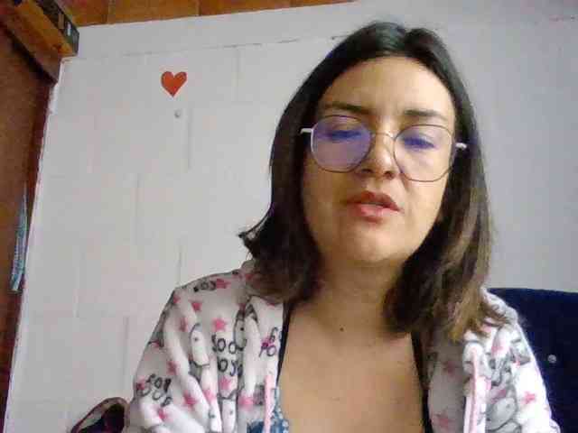 Princessbella93 webcam