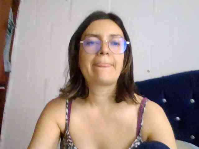 Princessbella93 webcam