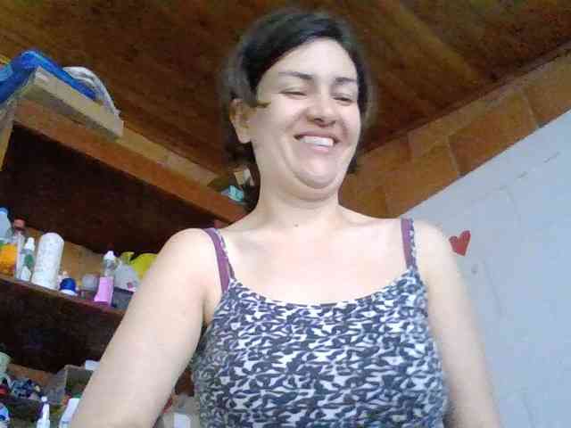 Princessbella93 webcam