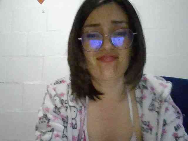 Princessbella93 webcam
