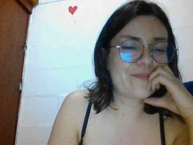 Princessbella93 webcam