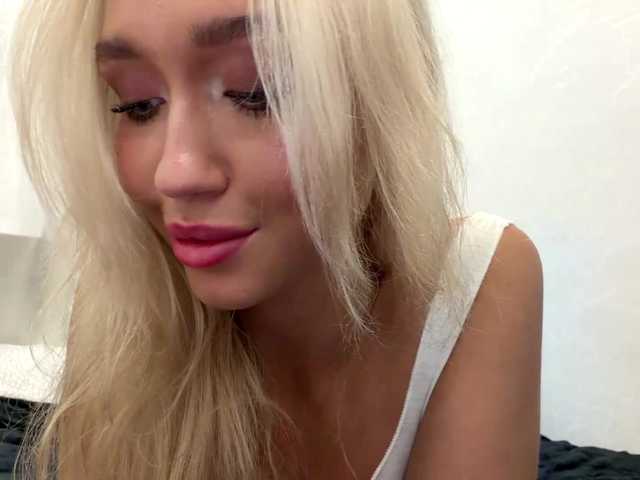 GloriaMurchik live cam on BongaCams