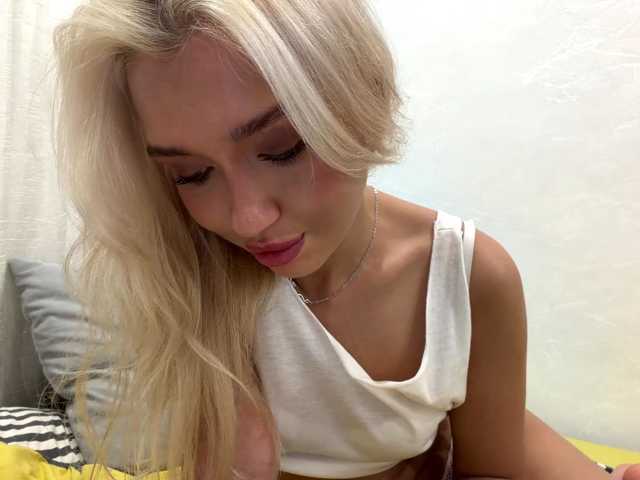 GloriaMurchik live cam on BongaCams