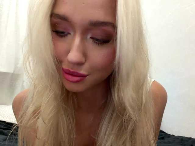 GloriaMurchik live cam on BongaCams