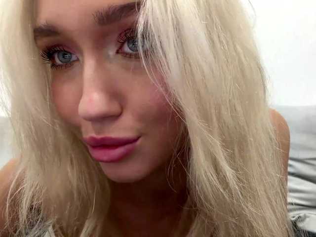 GloriaMurchik live cam on BongaCams