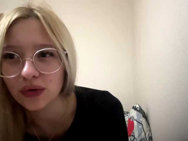 CharlotteMurchik live cam on BongaCams