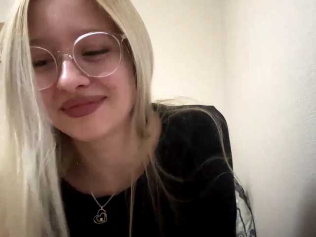 CharlotteMurchik live cam on BongaCams