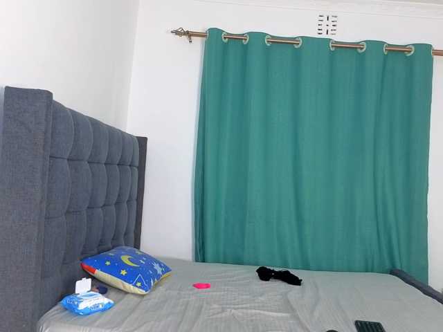 Sexxxy-Love live cam on BongaCams