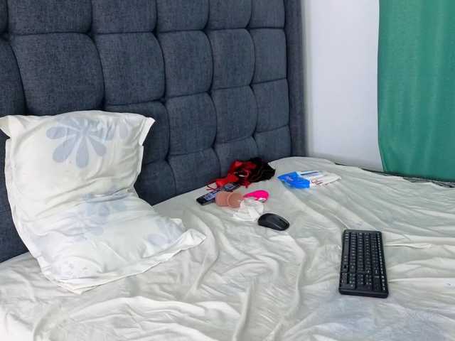 Sexxxy-Love live cam on BongaCams