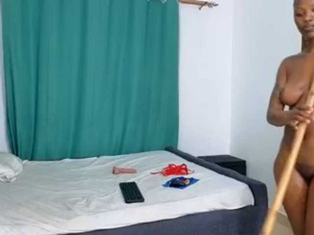 Sexxxy-Love live cam on BongaCams