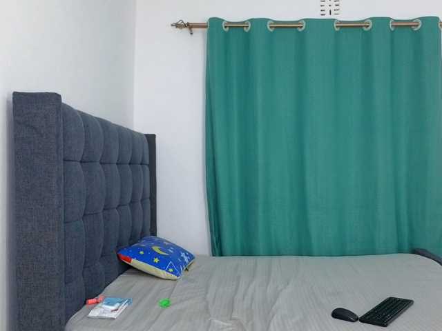 Sexxxy-Love live cam on BongaCams