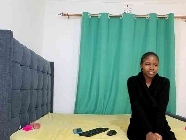 Sexxxy-Love webcam