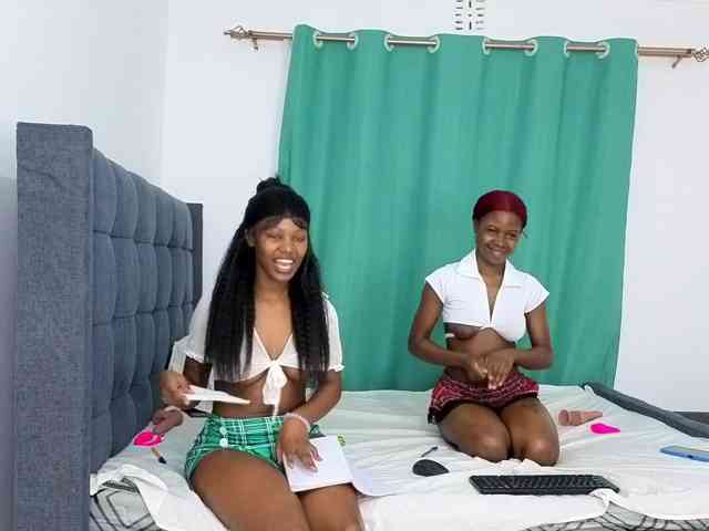 Sexxxy-Love webcam