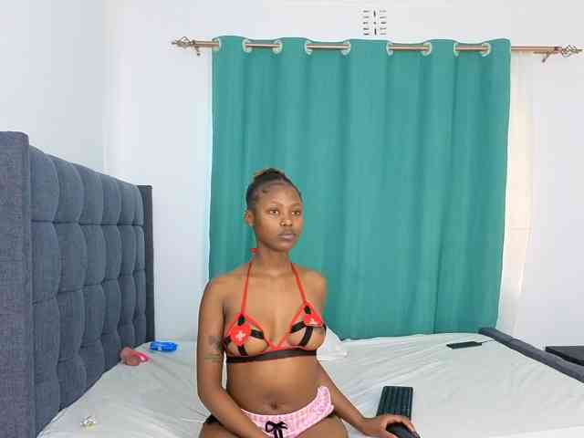 Sexxxy-Love webcam