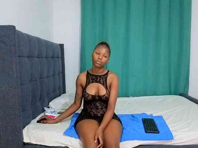 Sexxxy-Love webcam