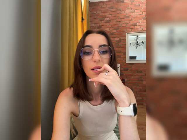 LolaQueena