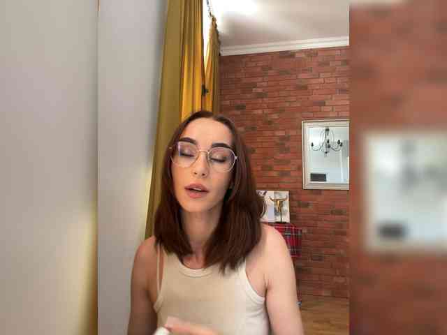 LolaQueena