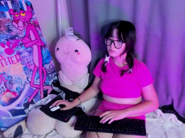 AlishaTempt live cam on BongaCams