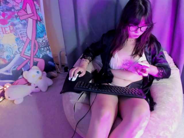 AlishaTempt live cam on BongaCams