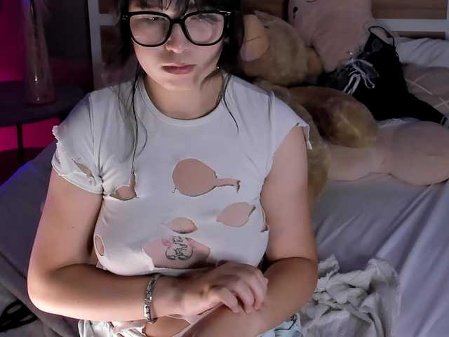 AlishaTempt live cam on BongaCams