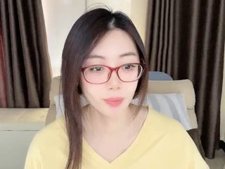Warm-nuan Porn Show