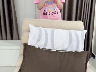 Warm-nuan Porn Show