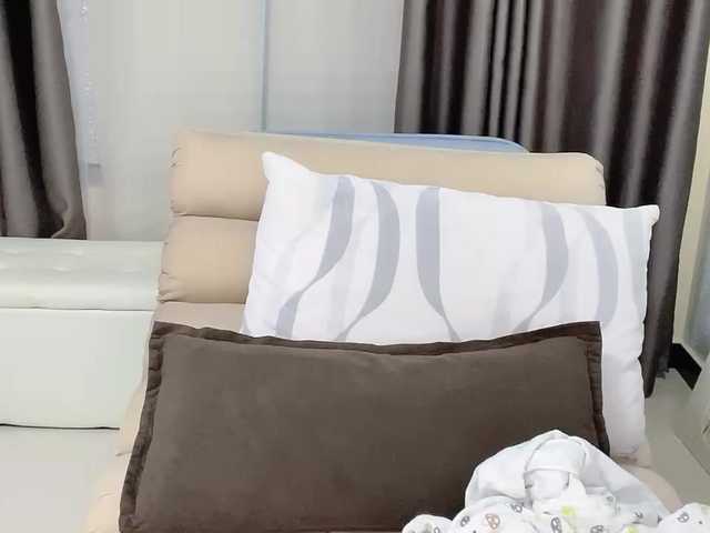 Warm-nuan live cam on BongaCams