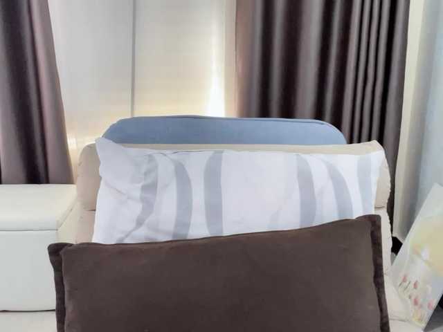 Warm-nuan live cam on BongaCams