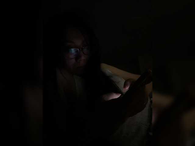 Warm-nuan live cam preview