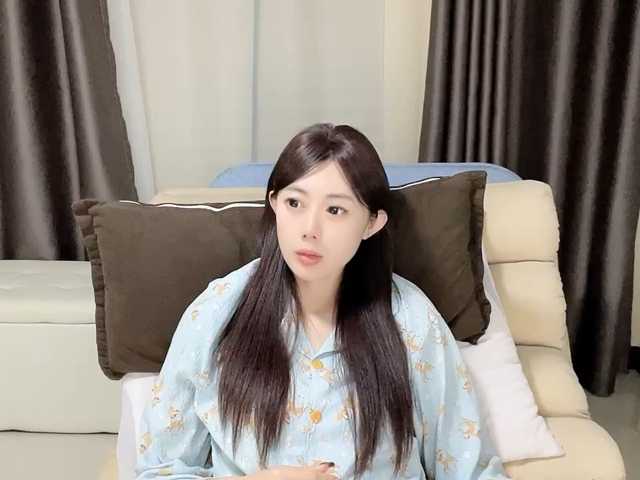 Warm-nuan live cam on BongaCams