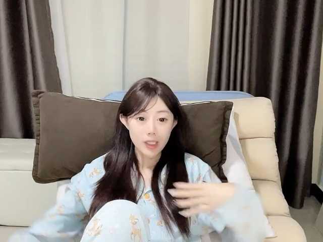 Warm-nuan live cam on BongaCams