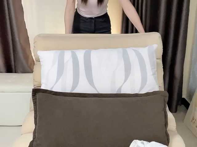 Warm-nuan live cam on BongaCams