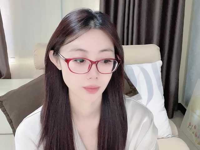 Warm-nuan live cam preview