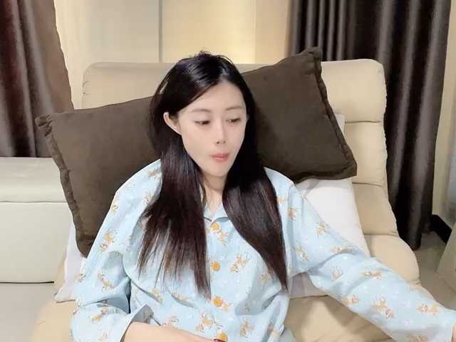 Warm-nuan live cam on BongaCams