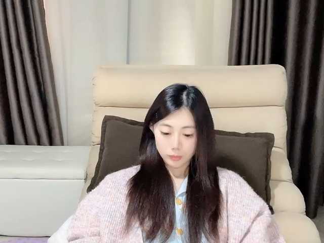 Warm-nuan live cam on BongaCams
