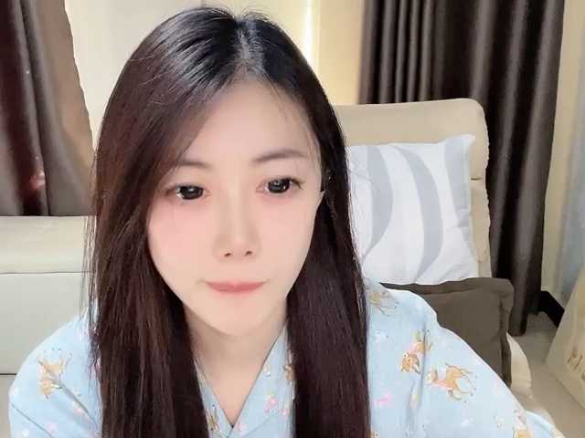 Warm-nuan live cam on BongaCams