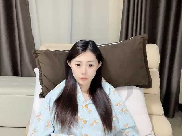 Warm-nuan live cam on BongaCams