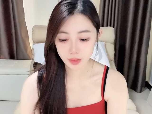 Warm-nuan live cam on BongaCams