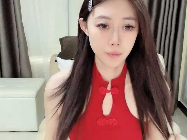 Warm-nuan live cam on BongaCams