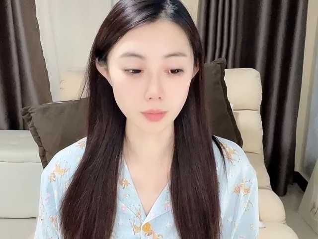 Warm-nuan live cam on BongaCams