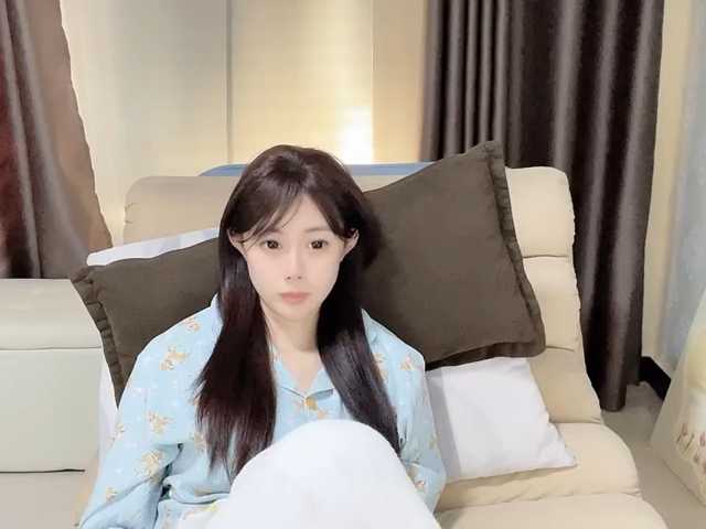 Warm-nuan live cam on BongaCams