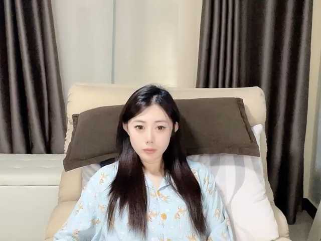Warm-nuan live cam on BongaCams