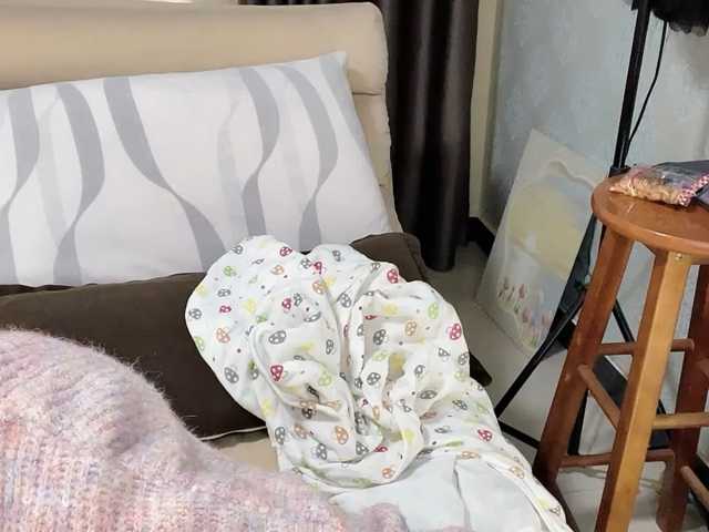 Warm-nuan live cam on BongaCams